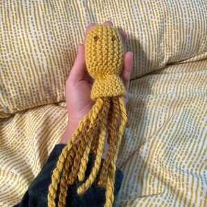 Hand knit Stuffed Squid Toy🦑